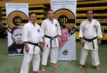 Fuente Alamo Espanja marraskuu 2016
Sensei Ryoichi Onaga 9. dan, Jouni Hirsimäki ja sensei Toshiro Fujioka 8. dan